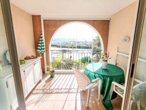 Apartment Les Rivages de Coudoulière-13 by Interhome