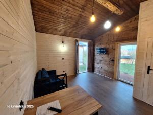 Agroturystyka Polana Giebułtów obok Świeradowa i zamku Czocha, domki przyjazne rodzinom z dziećmi