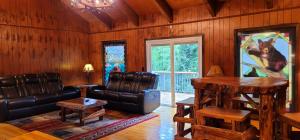 Bear Hideaway
