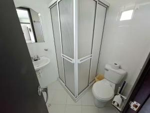 Apto Moderno con Piscina Privada y Vista Panorámica