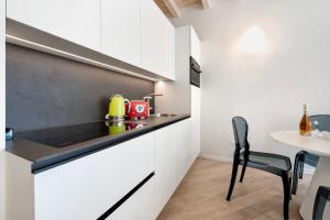 Aa Imbarcadero apartments