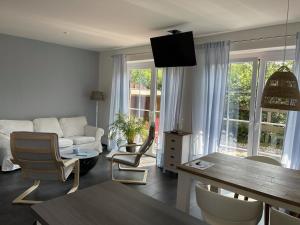 Haus Am Dorfteich B eingefriedet