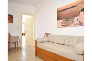 Manolika Studio 5