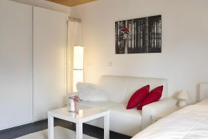 Charmingsuite