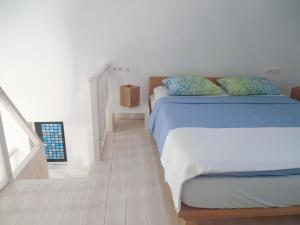 Sea view house Avgi