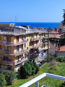 Oniblu Vista Mare e Terrazzo - Arma di Taggia