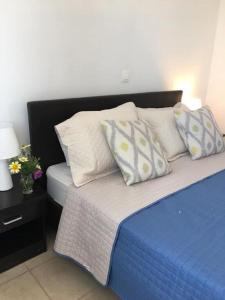 Isabella villa with private pool and scenic surroundings
