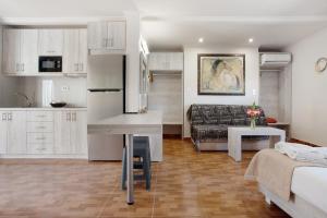 Pool Side Paradise Zante Suite