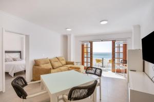 Playa Delphin 403