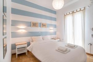 Livadia Seaside Studios 13