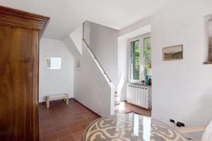 Cottage rustico con vista mare