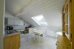Happy Hugle Haus