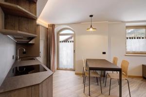 Rock Mountain Planet Suite House