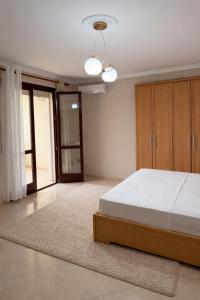 Botanical Garden Apartment Tirana 2