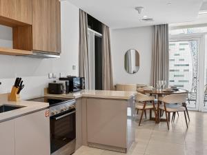 PNB Living - High Floor Urban Oasis - 2 Balconies