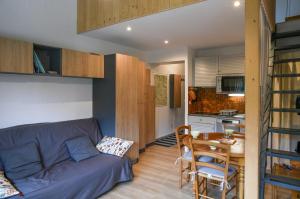 Cosy Studio Mezzanine