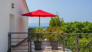 Apartman Sunshine Njivice Krk by Villas Guide