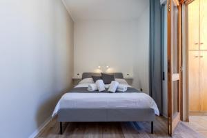 Max Apartment img12