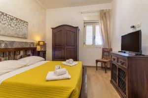 Saija Apartment con piscina