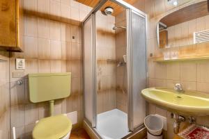 Ansitz Helmsdorf Wehrturm