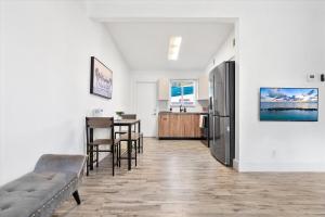Cozy & Convenient Miami Stay near Design District & Wynwood