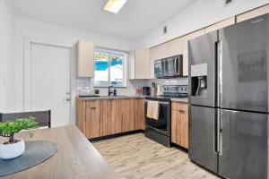 Cozy & Convenient Miami Stay near Design District & Wynwood