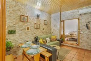 Casa Rosi Cave House