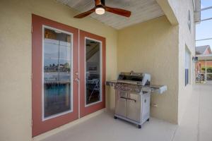 2817 Lakefront Pool Home Cinema Room Near Disney!