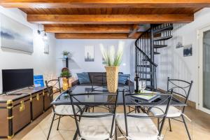 Attic Apartment Acate