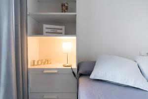Quiet, bright and central apartment