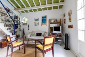 La Maison Des Voyages