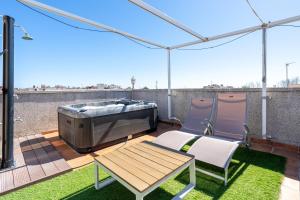 Apartment with spa and bbq