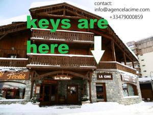 Résidence Cimes De Caron - VAL THORENS location: appartement avec un grand balcon au sud pour 8 ! MAE-9015