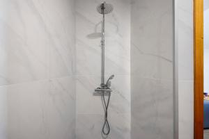 Apartamento Lomi com Piscina