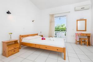 Tamar Apartments, Laganas