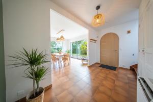 Villa moderne en impasse, le bonheur en famille