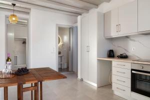 Nicolas House 4