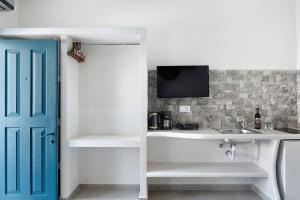 Politimis Studio N1