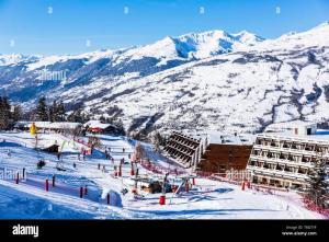 Résidence Les Charmettes - Agréable studio pour 2 personnes, idéalement situé, près des pistes et du centre commercial MAE-4304