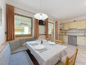 Apartment Cesa Gaby by Interhome