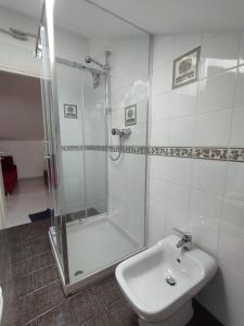 Dragonfly House, Alloggio in casa bifamigliare