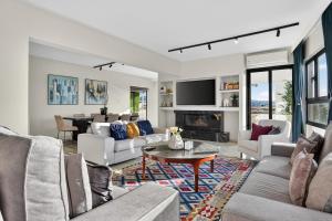 Amber View Penthouse 220sqm- overlooking downtown