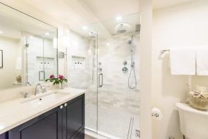 Downtown Historic Home Hot Tub