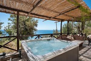 Luxury Villa Seaview con jacuzzi