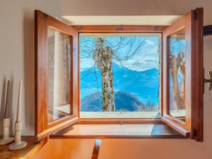 Chalet Baita Santina by Interhome