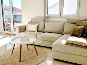 Apartment Sunny Terrace by Interhome