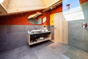 Huetterhof Apartement Summer