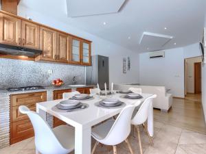 Apartment Milanković-3 by Interhome