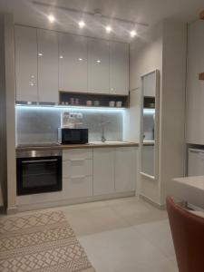 Stylish Renovated Studio