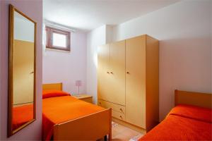 Casa spaziosa per piu' famiglie img32